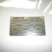 Inox gravé en creux + mise en noir