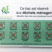 Autocollant extérieur high tac sérigraphié quadri