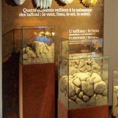 Panneau acier korten rembordé, mise en couleur blanche